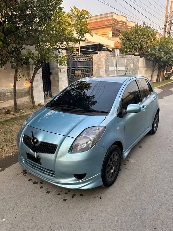 Toyota Vitz 2006 1