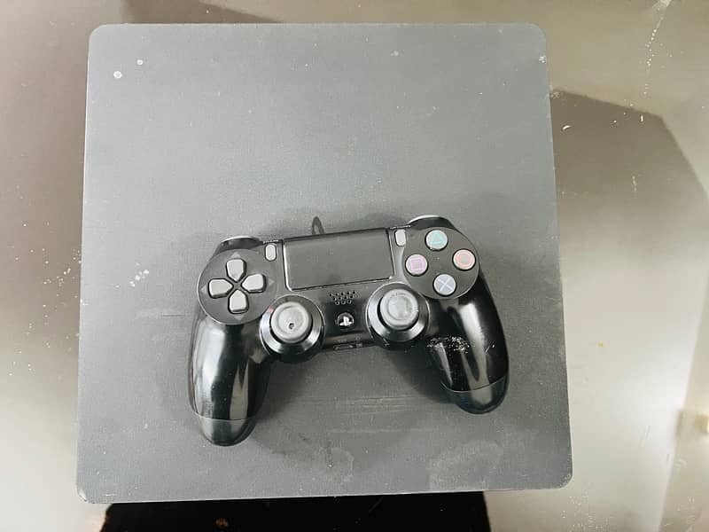 PS4 (500 GB) Slim Version 0