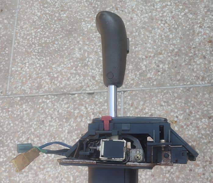 1988-92 Toyota Cressida / Mark 2 auto gear lever. 1