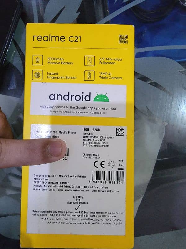 Realme C21 0