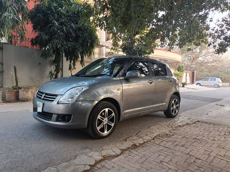 Suzuki Swift 2010 8