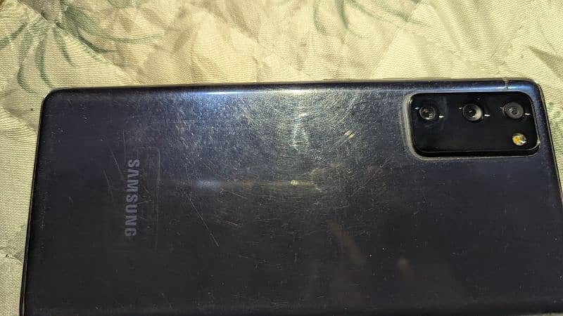 Samsung galaxy s20 fe 0