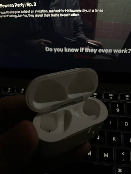 Apple Airpods 4 (Non-Anc) 2