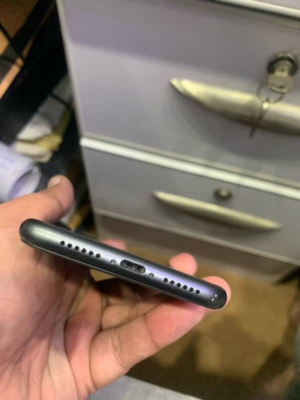 Iphone 11 64gb non pta waterpack 2