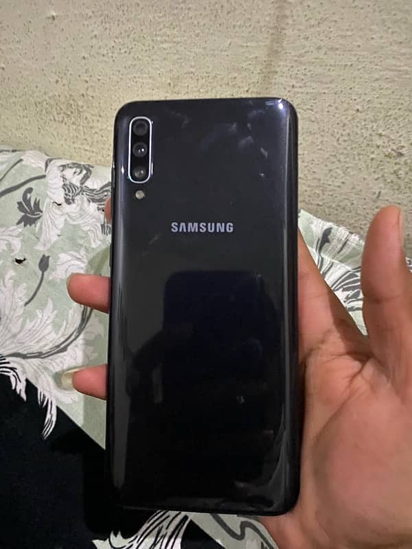 Samsung a70 6gb ram 128gb rom 2