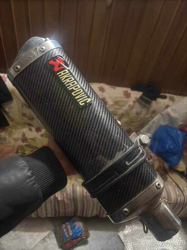 Akrapovic Exhaust Used 0