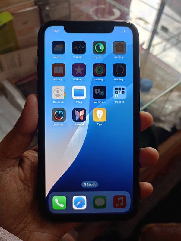 Exchange IPhone XR 128 Gb Back Camera Not Working 0