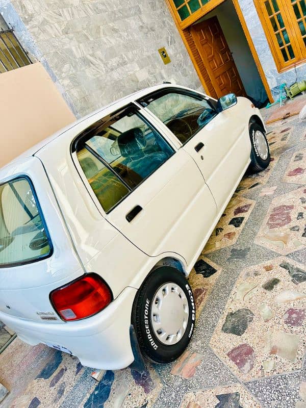 Daihatsu Cuore 2001 0