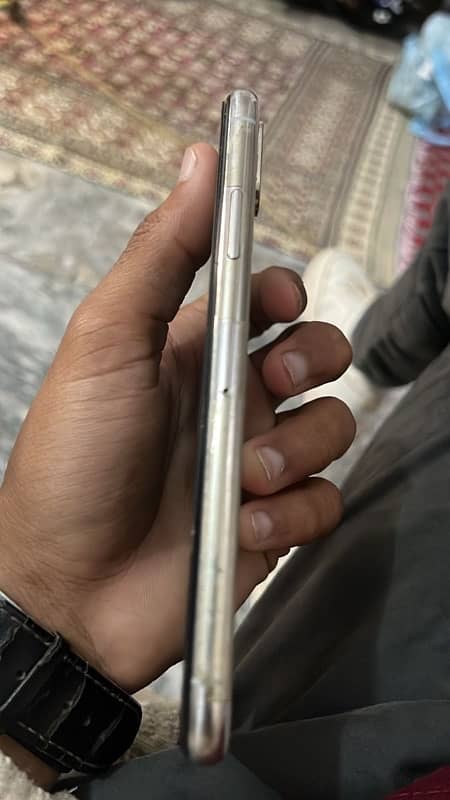 Iphone X 64 GB PTA APPROVED 2