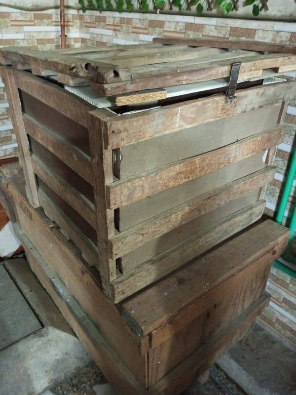 wooden paiti and storage box 3