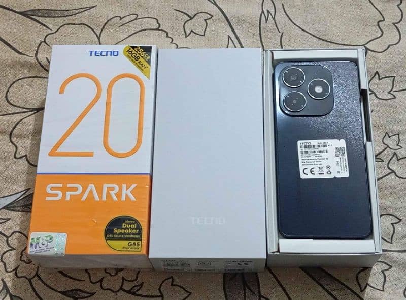 Tecno Spark 20 8GB 256GB Complete Box 5