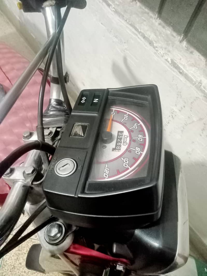 Honda CD 70 Very Good condition & Geniun all 1