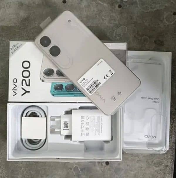 Vivo Y200 for Sale – 8GB RAM, 256GB Storage, Excellent Condition! 1