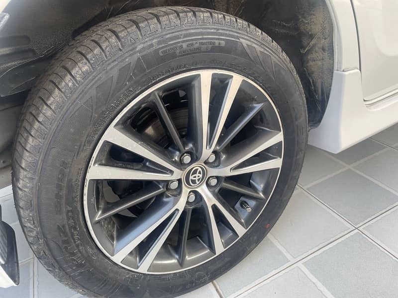 Toyota Corolla Altis 1.6 2019 6