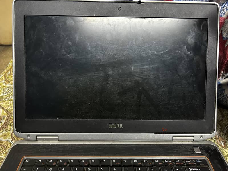 Laptop sale urgent 2