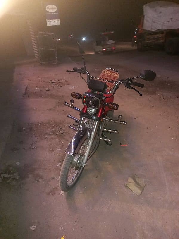 bike ka number laga ha 0