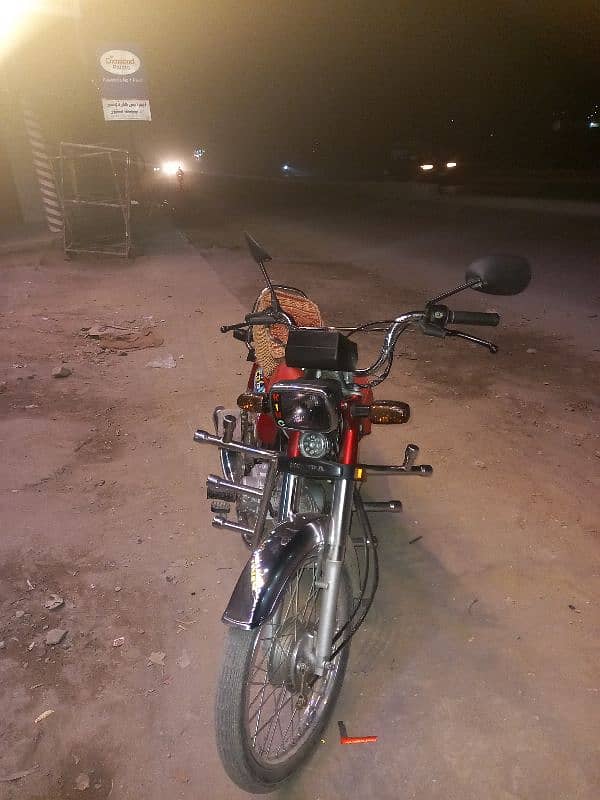 bike ka number laga ha 1