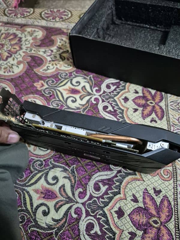 Gigabyte GTX1660 SUPER 4