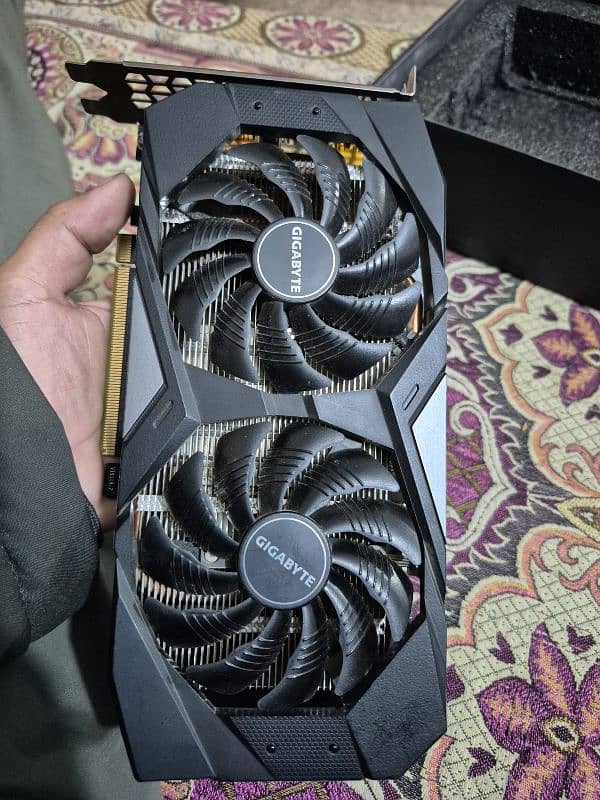 Gigabyte GTX1660 SUPER 7