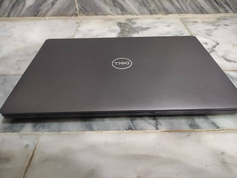 Dell latitude i7 8th gen 3