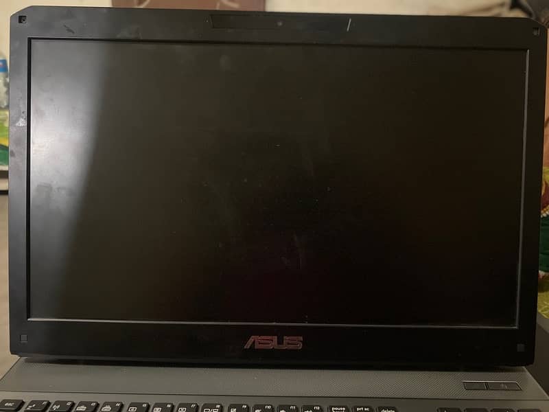 ASUS ROG G75VW CORE i7 3rd gen 3gb nvdia 1