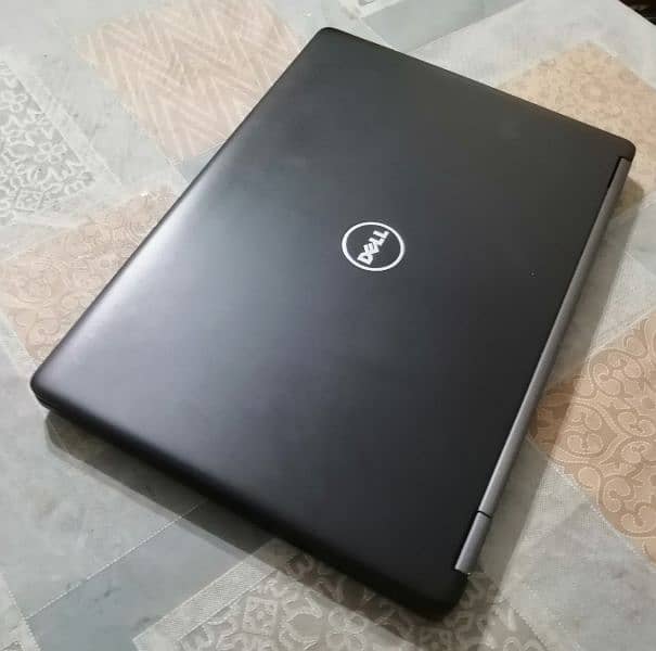 i5, 6th gen, 8/256 ssd, Condion like New 7