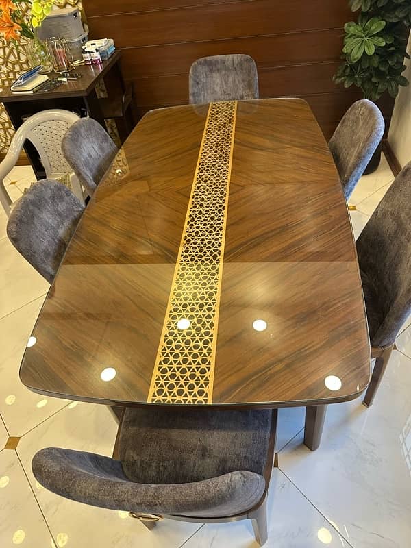 6 seater walnut wood dinning table 4