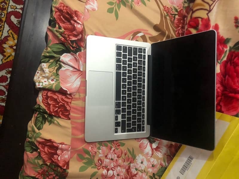 MacBook Pro 10,2 0