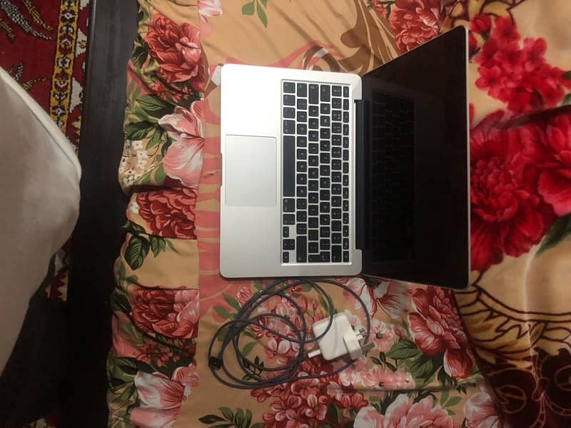 MacBook Pro 10,2 3