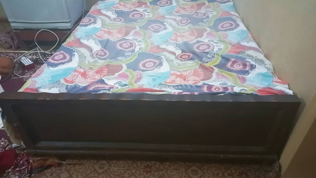 Shesham bed 2