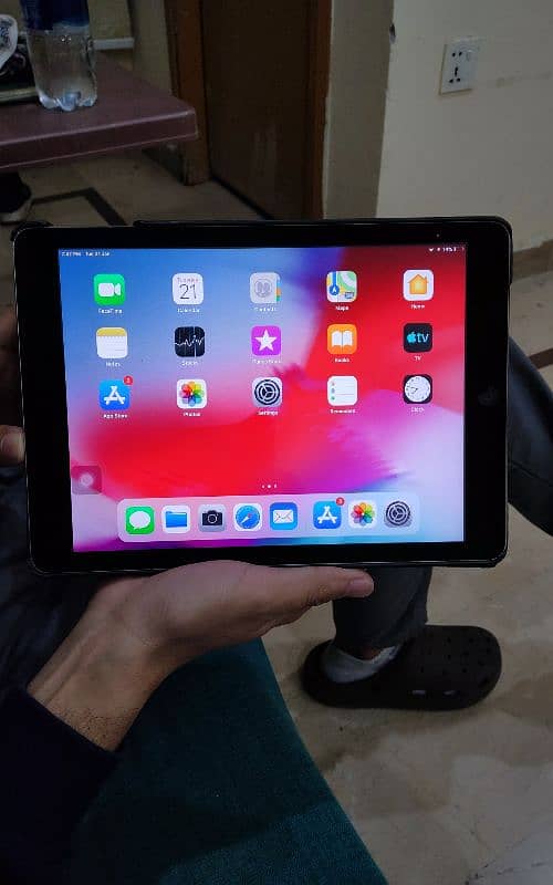 Ipad Air 16 GB WiFi, good condition, only tablet 2