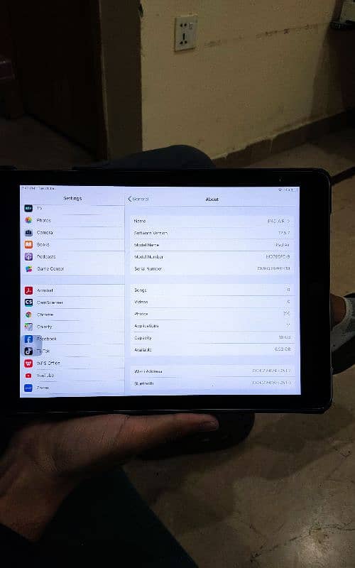 Ipad Air 16 GB WiFi, good condition, only tablet 4