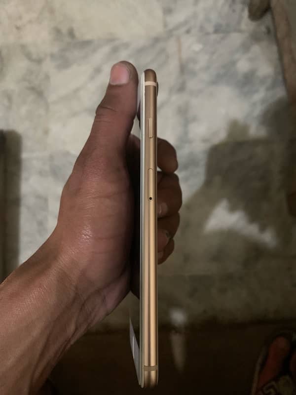 iPhone 8 Plus 64gb pta 5