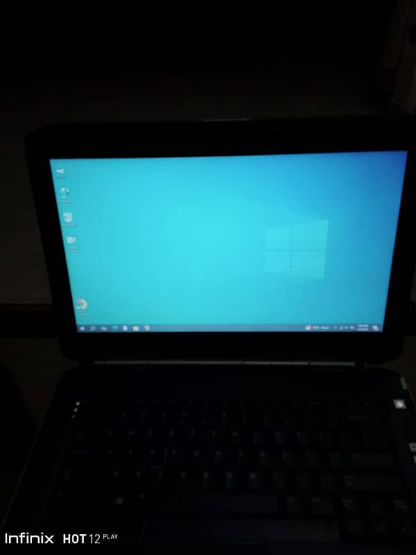 Dell Latitude E5420 6