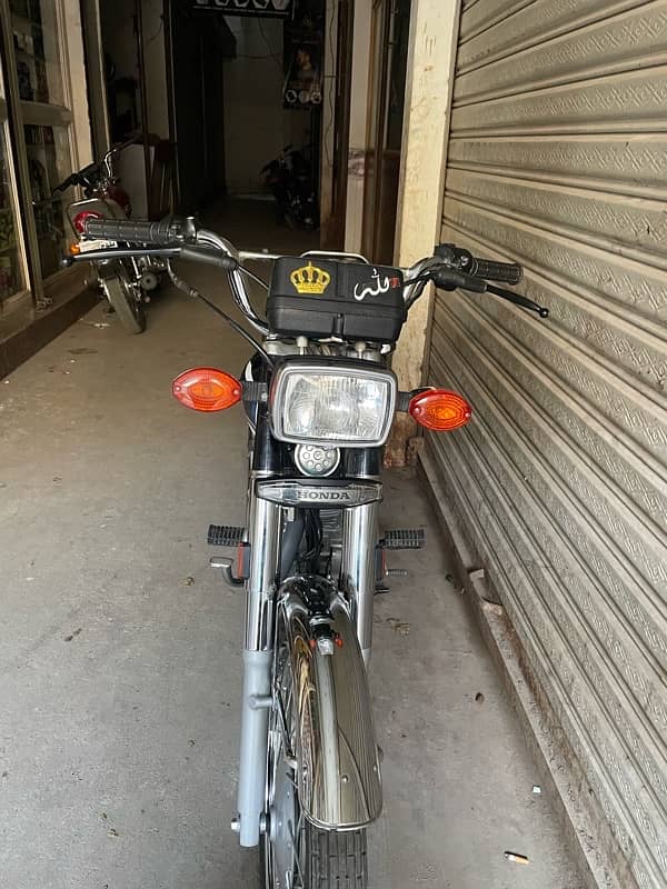 new bike hai ghar ki cale ho hai 4