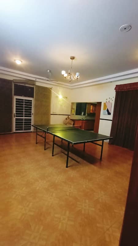 1 Kanal Uppere Porton Avaiable For Rent in Islam blk 3