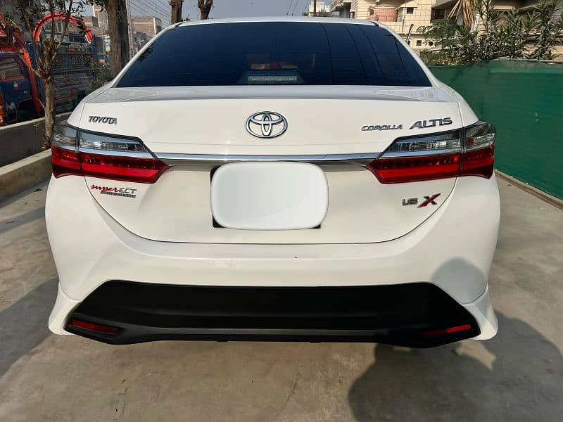 Toyota Corolla Altis 2022 1