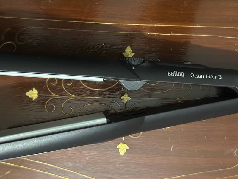 Braun Satin Hair 3 Hair Straightener - Excellent Condition 3