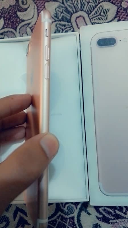 I phone 7 plus 128 gb pta official approved rose gold i phone 7 + 1