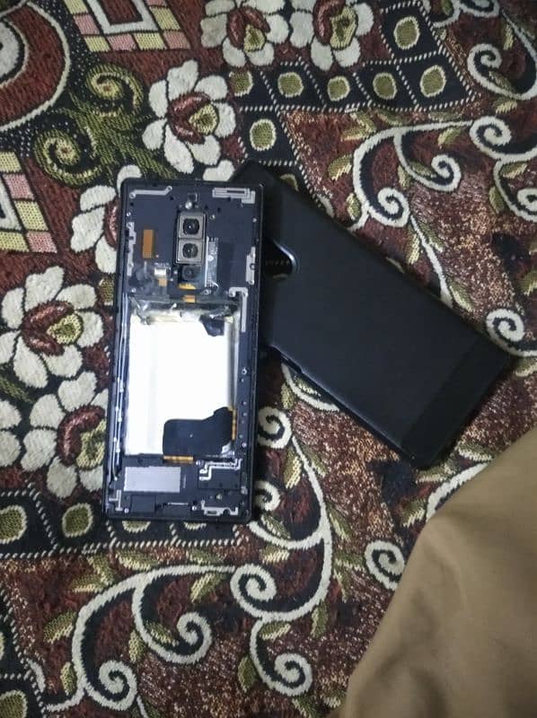 I m saling my Sony Xperia 1 4gb 64gb 2