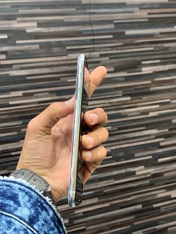 i phone xs max non pta gp64 wattsap 03498157075 1