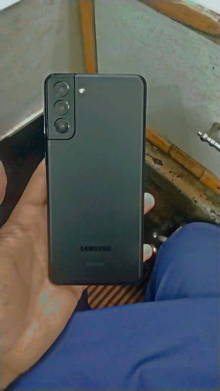 Samsung s21 Plus good condition 10 by 10 all okay 3