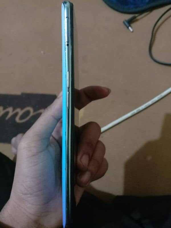 OPPO F15 1