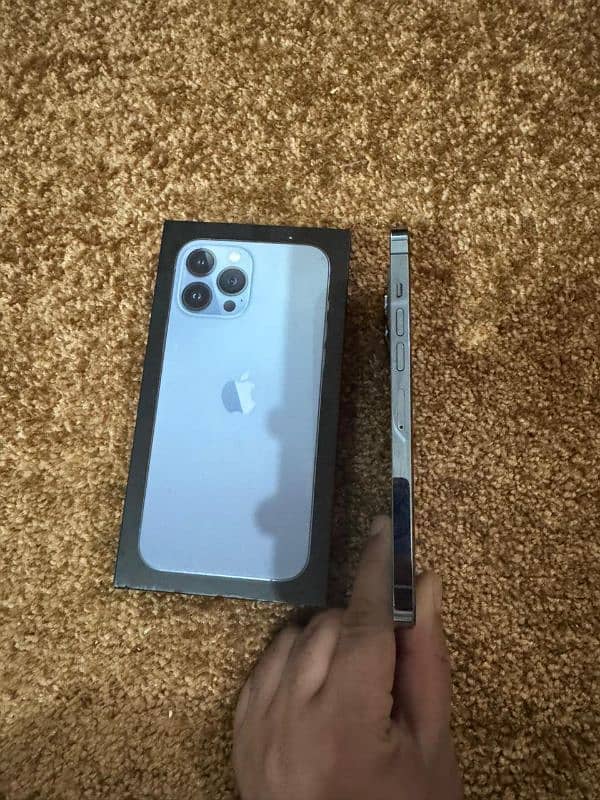 IPHONE 13 PRO MAX 256GB WITH FULL BOX FOR SALE 2