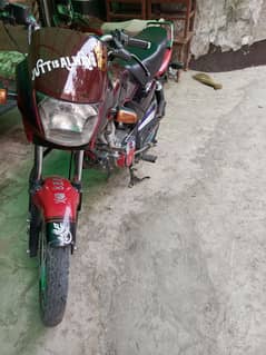 Sell Honda Deluxe CG125 With Geninun Condition.