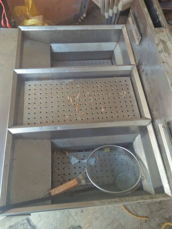 fryer and hot plate 2