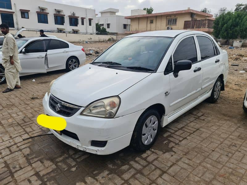 Suzuki Liana 2010 1