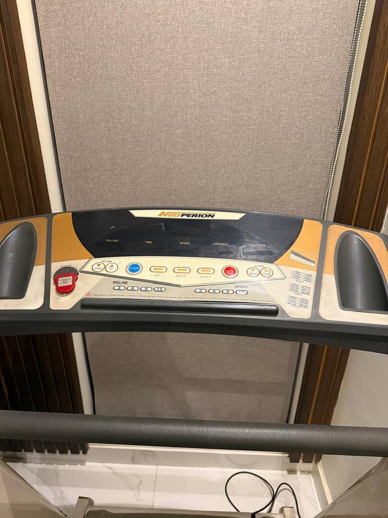 For Sale: Neo Perion Treadmill - Excellent Condition! 1