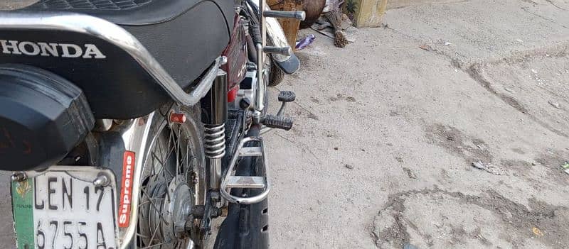 Honda 125 koi kam ingajn wais nhai ha 3