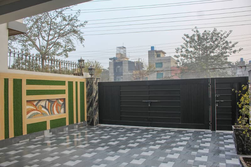 1 Kanal Brand New Semi Commercial Luxury House For SALE In Johar Town Phase 2 On 65 Feet Road 6